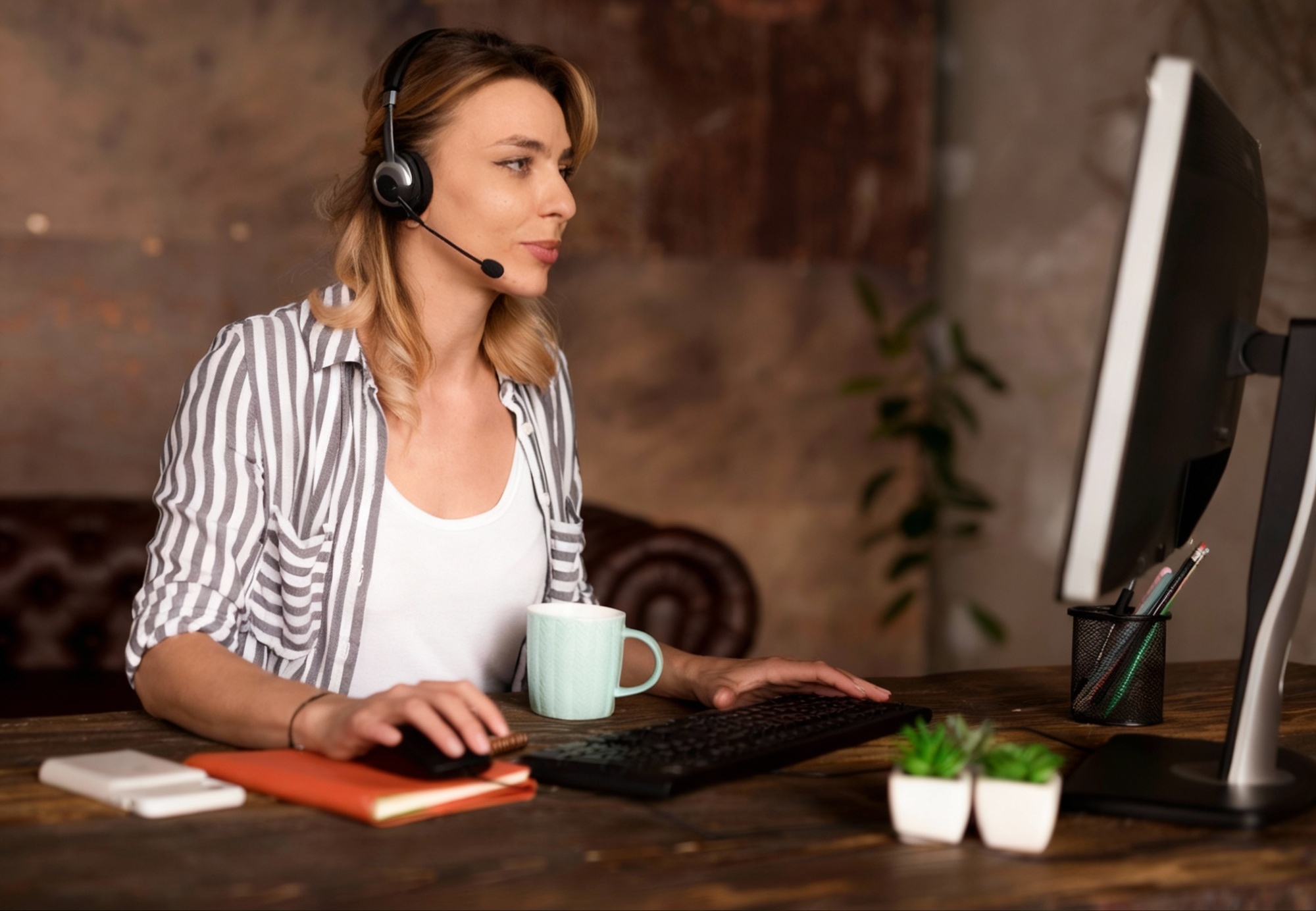 Dedicated Coach with headset providing support